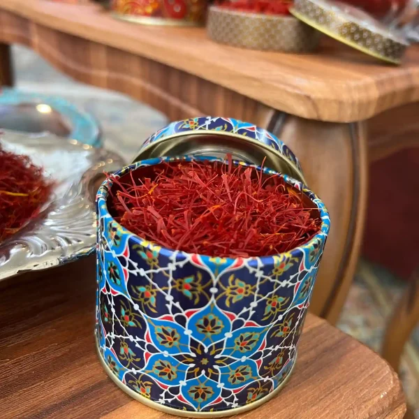 زعفران سوپرنگین صادراتی یک مثقالی با ظرف خاتم