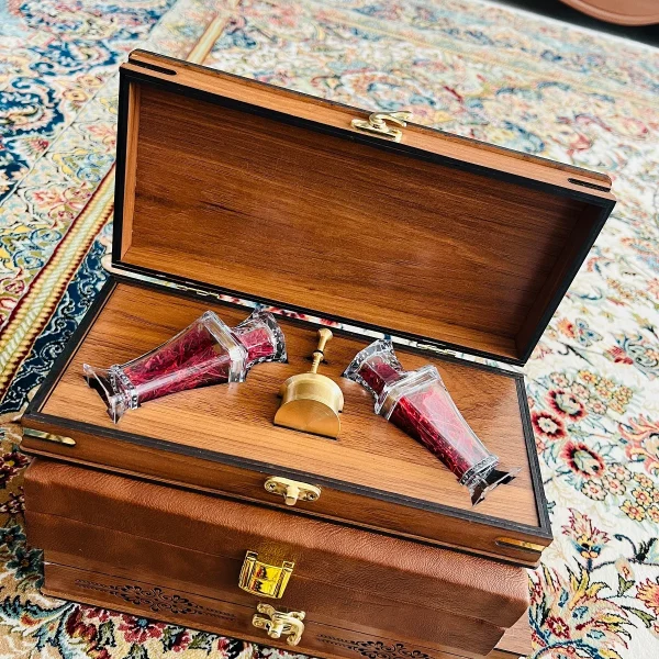 باکس هدیه زرین